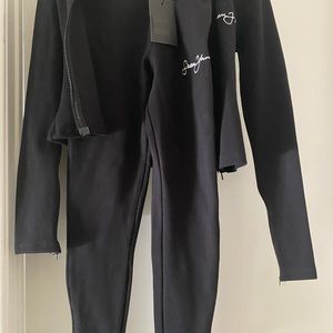 New!!! Sean John. Two piece.